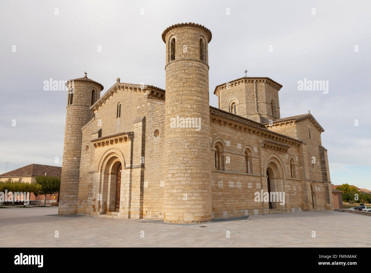 Frómista, Spain: San Martín de Tours de Frómista Stock Photo - Alamy