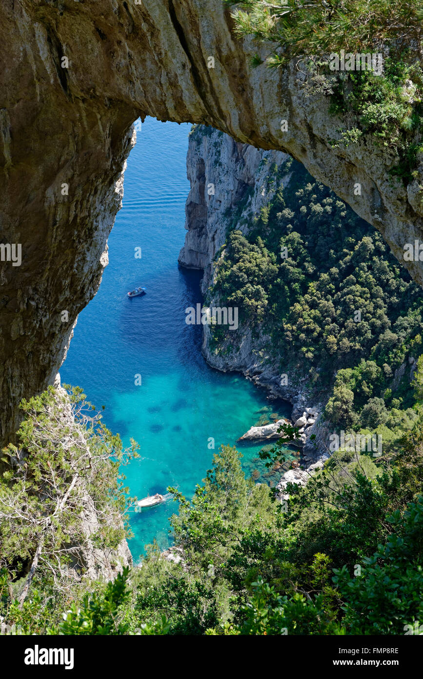 Capri - The Natural Arch photo spot, Capri