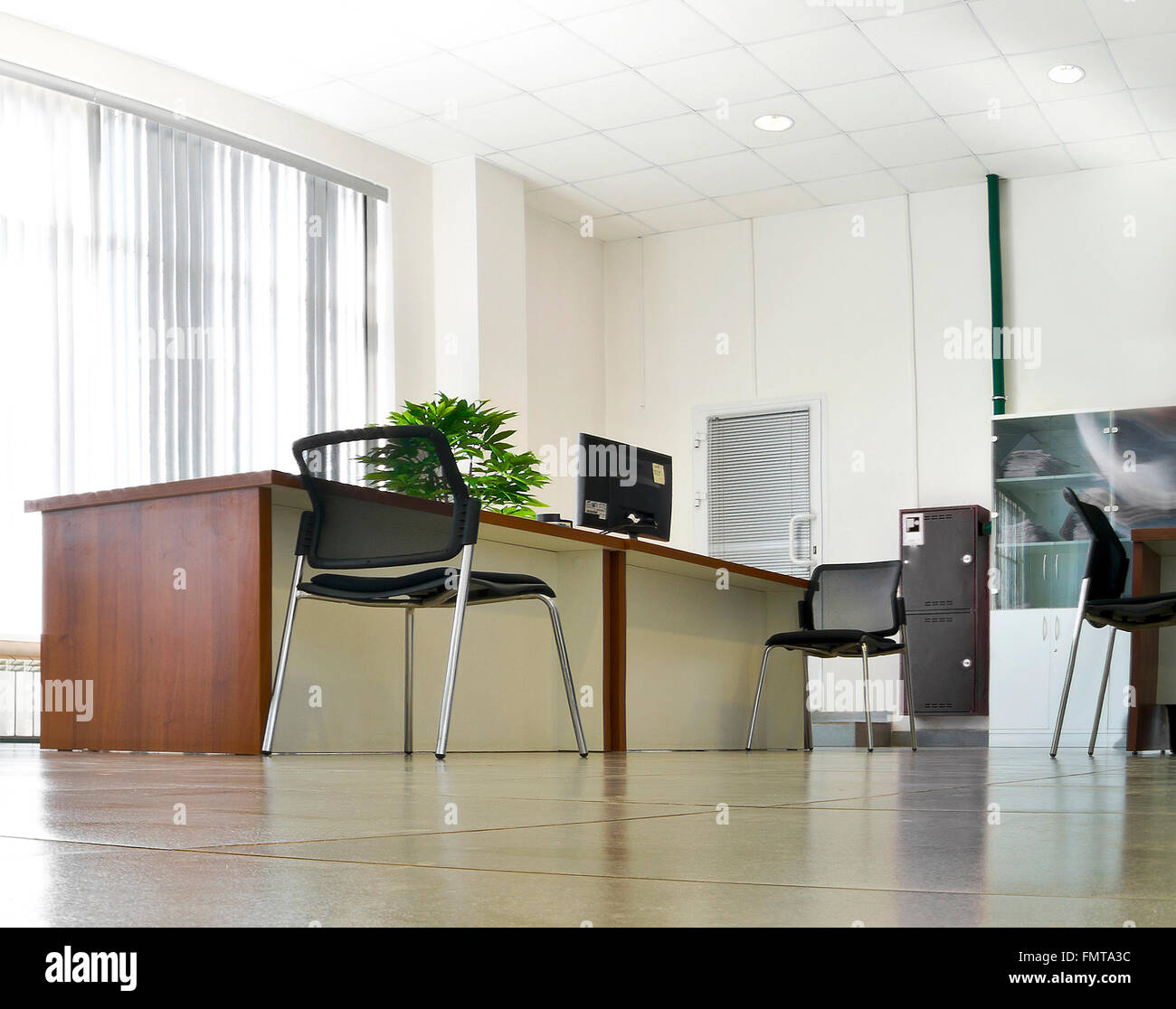 Modern classic office hi-res stock photography and images - Alamy