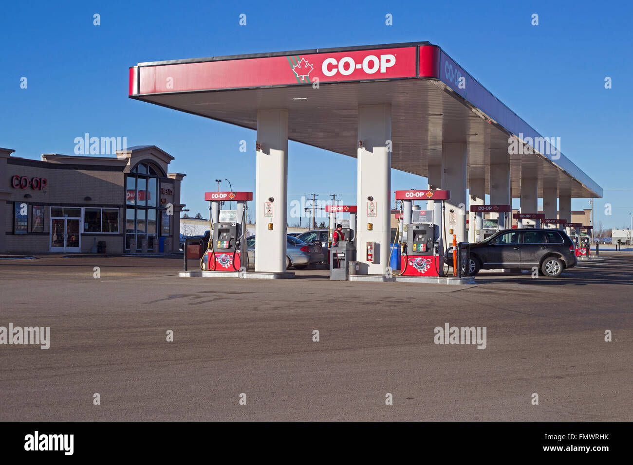 Gas station coop hires stock photography and images Alamy