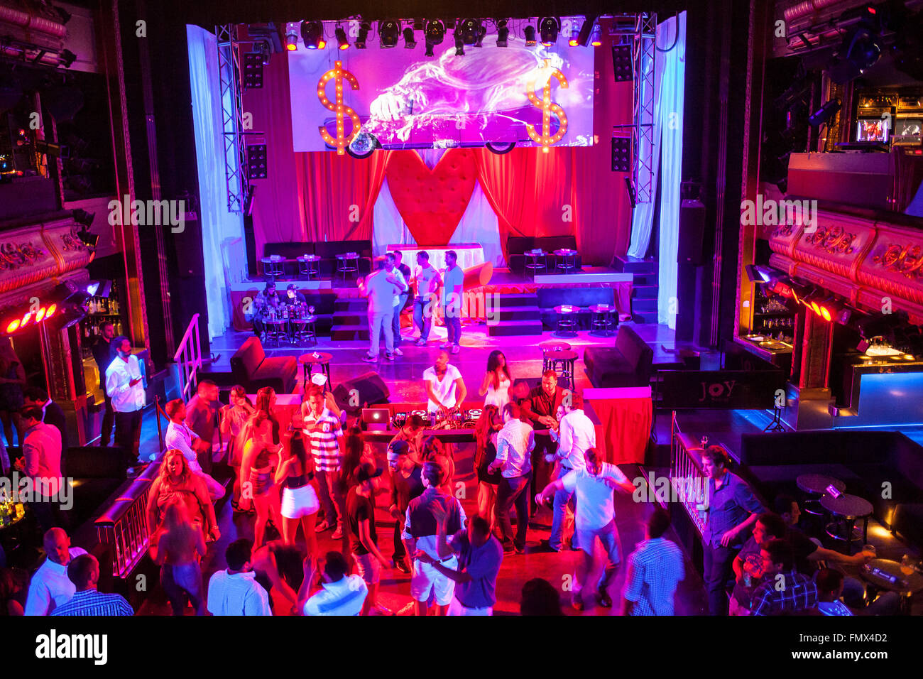 Joy Eslava discotheque, Calle del Arenal 11. Madrid, Spain Stock Photo -  Alamy