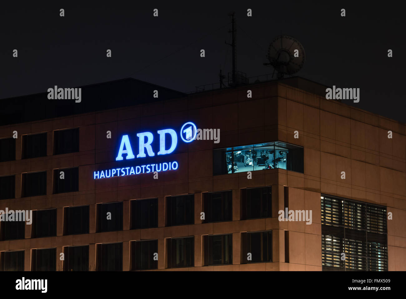 Ard tv studio hires stock photography and images Alamy