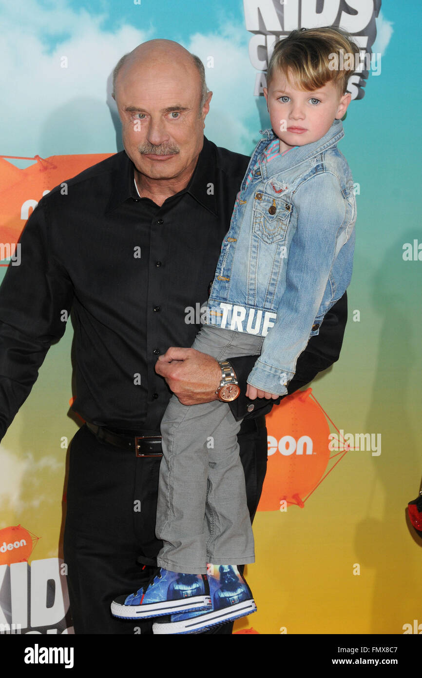 March 12, 2016 - Inglewood, CA, United States -  Dr. Phil McGraw. 2016 Nickelodeon Kids' Choice Awards held at The Forum. Photo Credit: Byron Purvis/AdMedia (Credit Image: © Byron Purvis/AdMedia via ZUMA Wire) Stock Photo