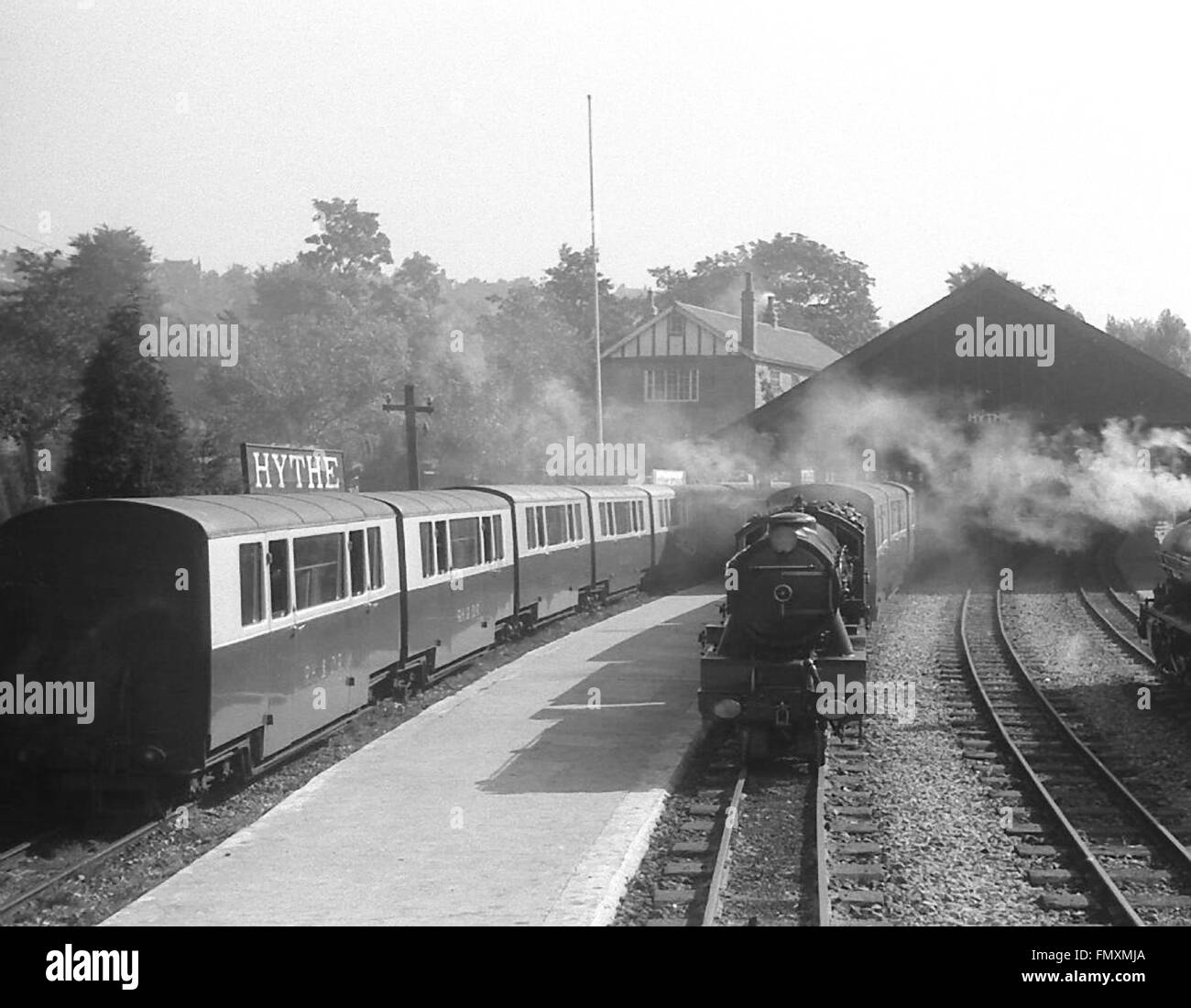 Hythe Dymchurch Railway In Station Black and White Stock Photos