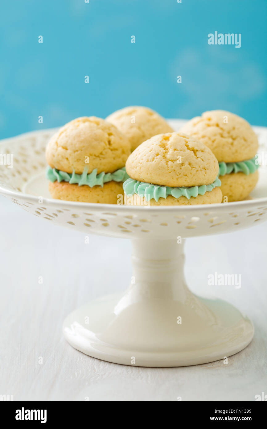 Stand pies hi-res stock photography and images - Alamy