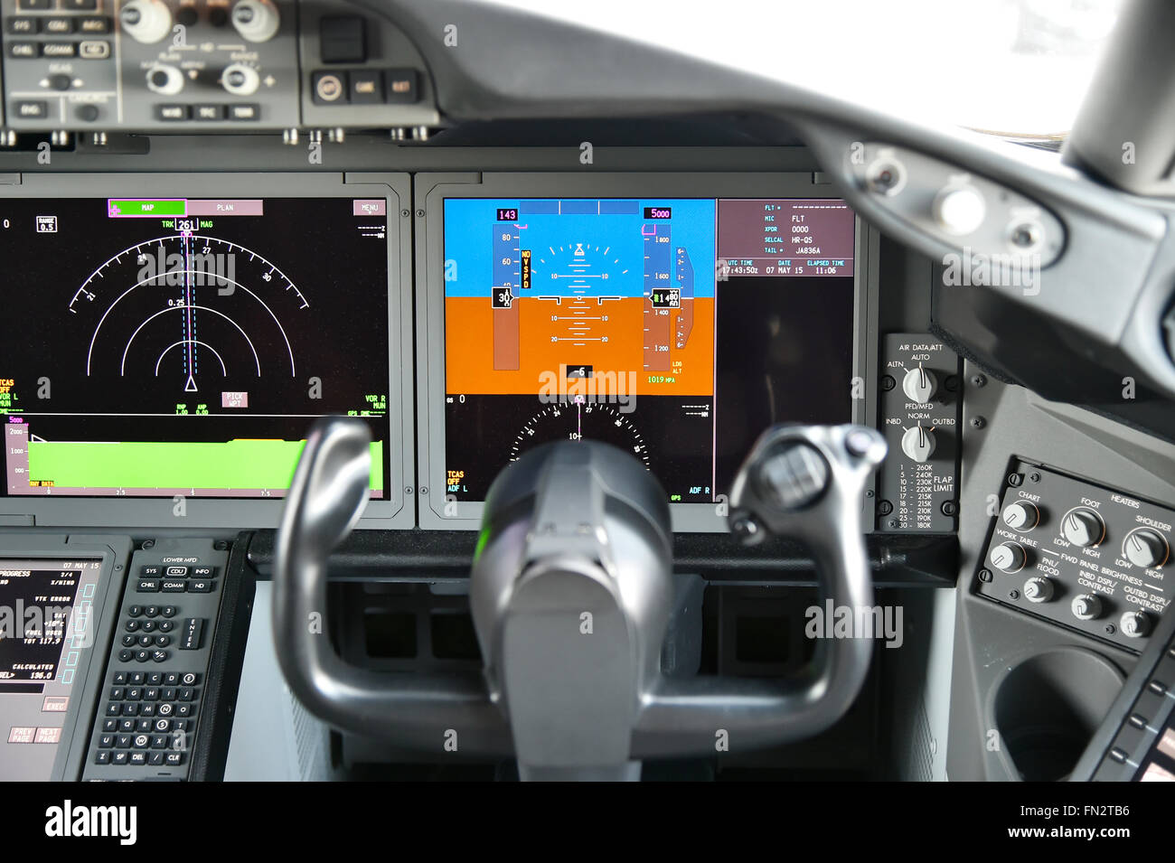 cockpit, panel, switch, boeing, b 787, B787, 8, 9, Dreamliner, Dream Liner, Munich Airport, MUC, EDDM, Airport Munich, Stock Photo