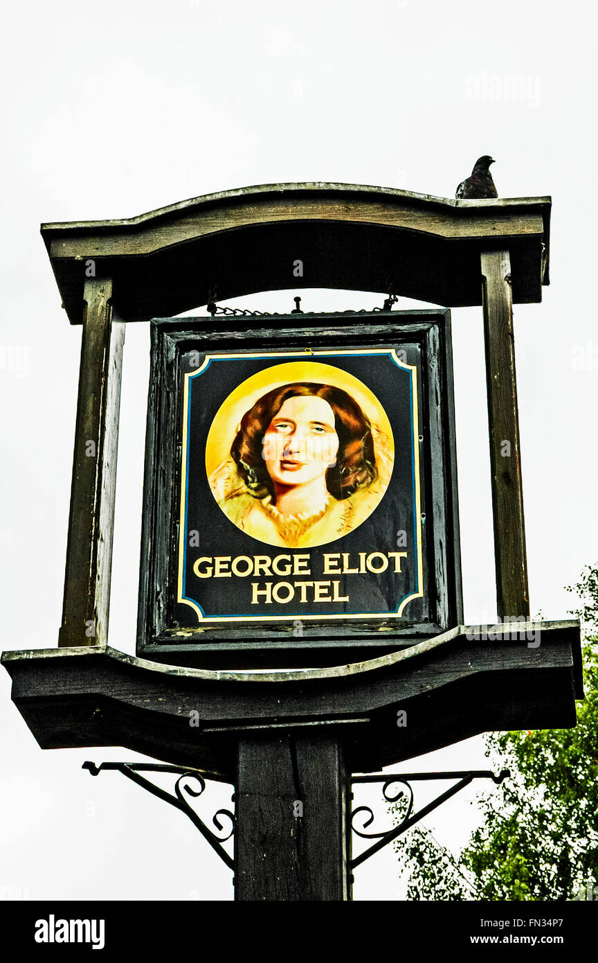 Pub sign in Nuneaton (Warwickshire) showing the head of the writer George Eliot, the famous daughter of the town Stock Photo