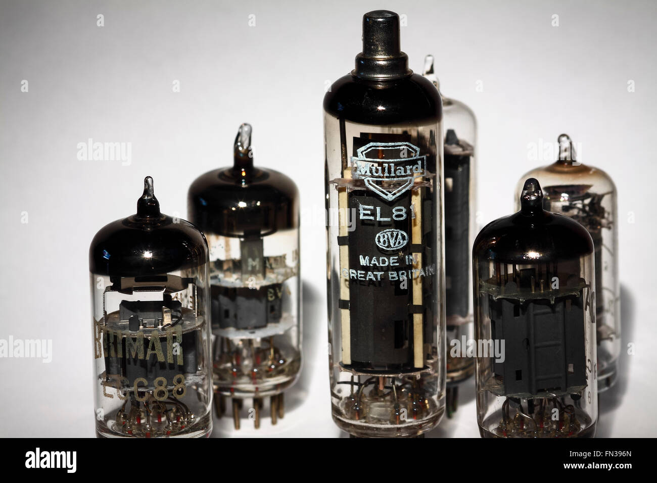 Vintage electronic vacuum tubes Stock Photo Alamy