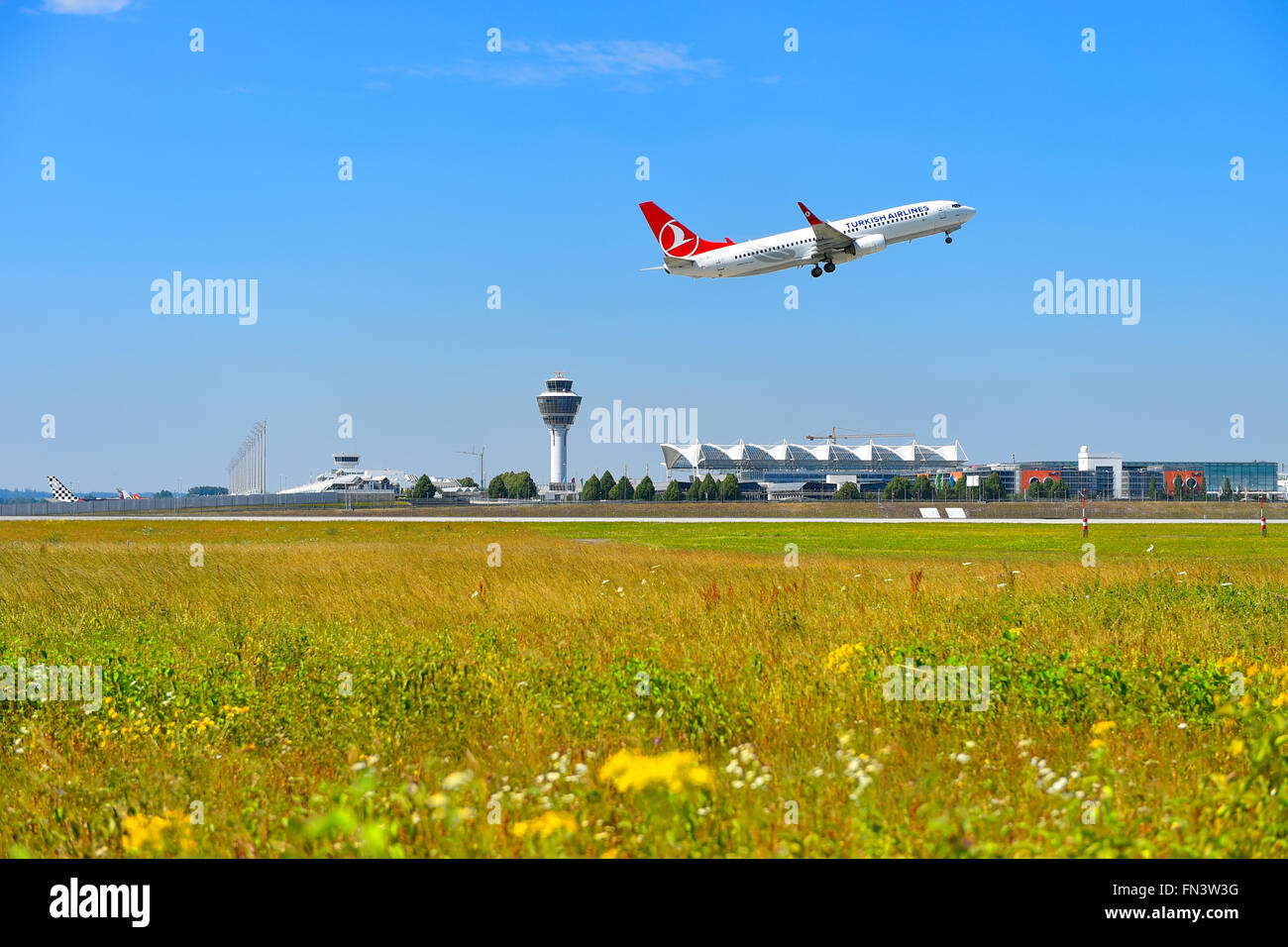 Turkish Airlines, Boeing, B 737 - 800, B737, take of, take off, aircraft, airport, overview, panorama, view, aircraft, airplane, Stock Photo