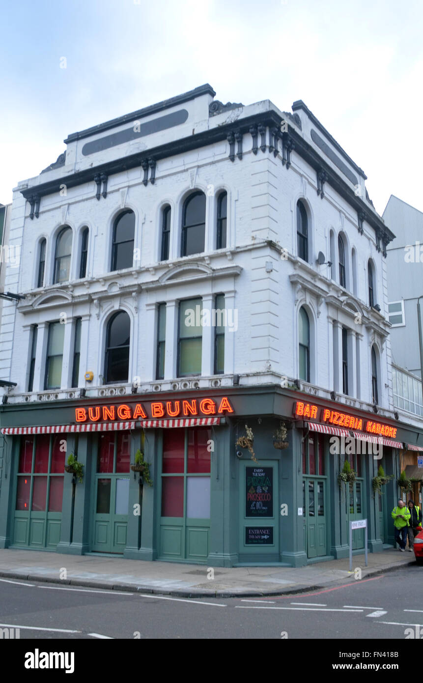 London, UK, 14 January 2016, Bunga Bunga, 37 Battersea Bridge Road, London SW11 3BA Stock Photo