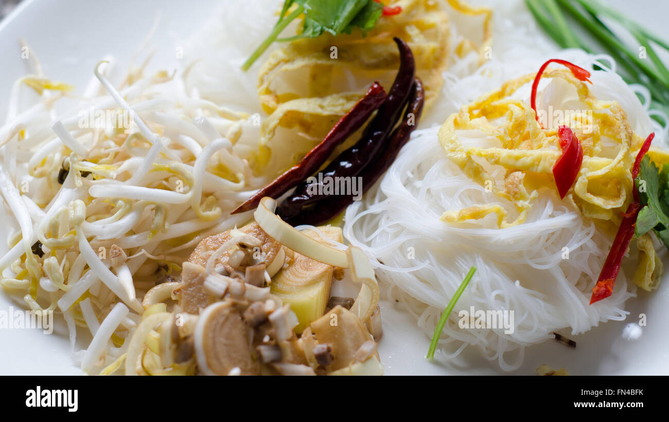 Rice noodle in coconut milk sauce( MEE KATI Stock Photo Alamy