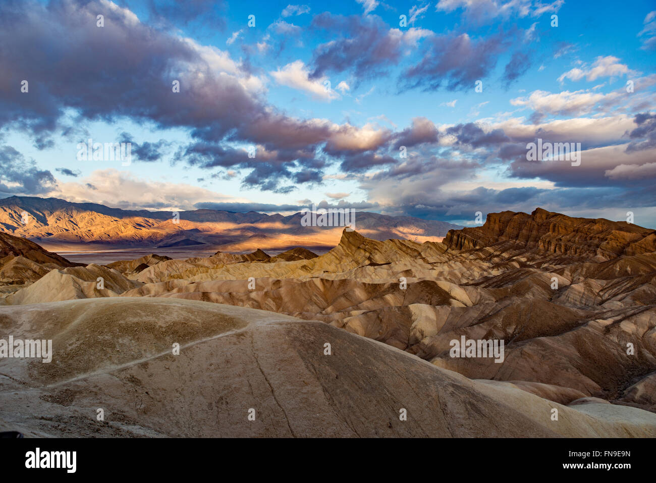 Zabriskie point sunrise death hi-res stock photography and images - Alamy