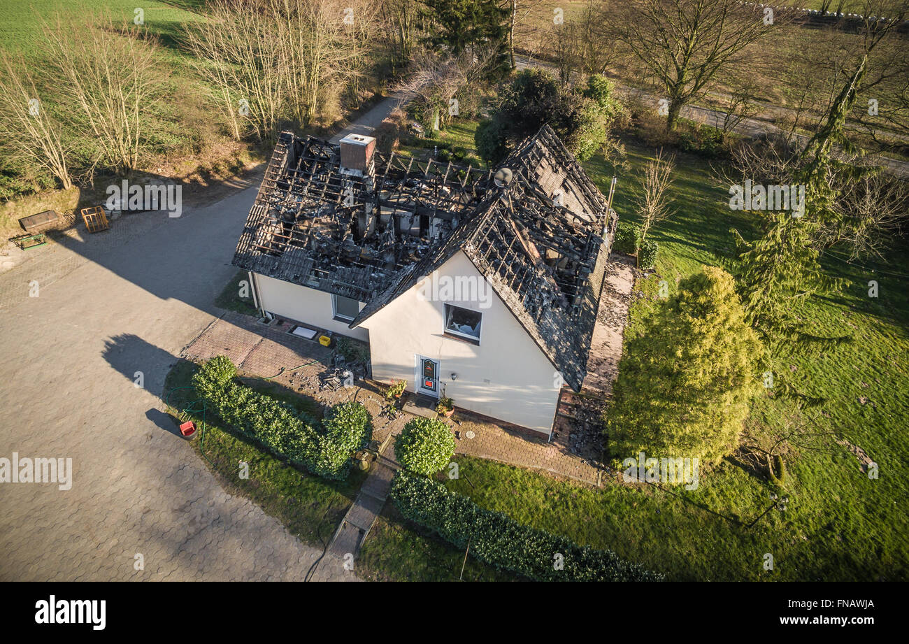 House burned hires stock photography and images Alamy
