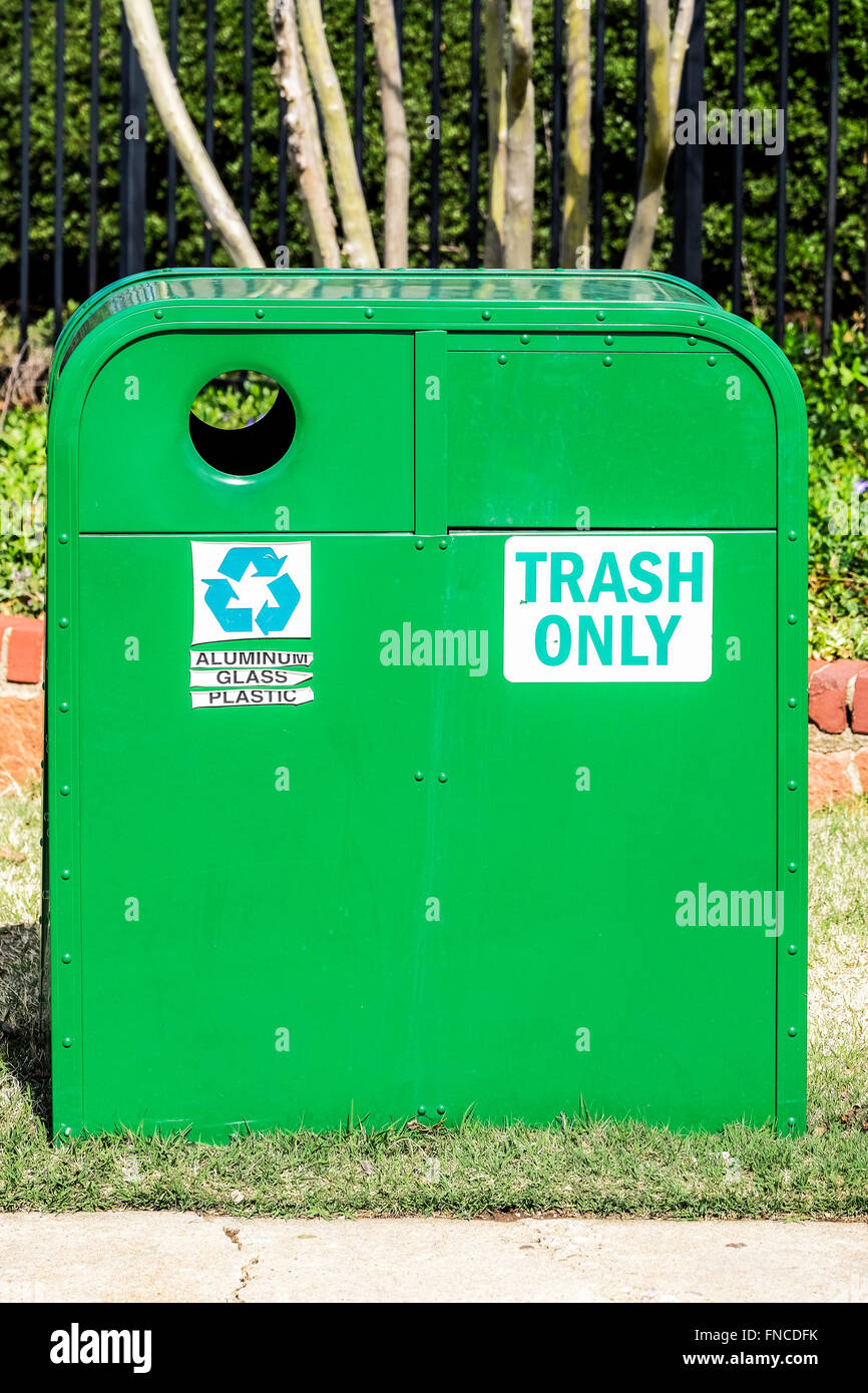 A waste bin located in a public park in Oklahoma City, Oklahoma, USA. Stock Photo