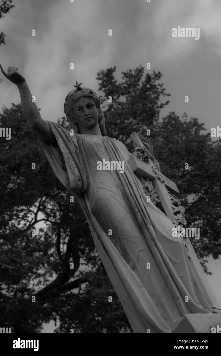 Sculpture de culture Black and White Stock Photos & Images - Alamy