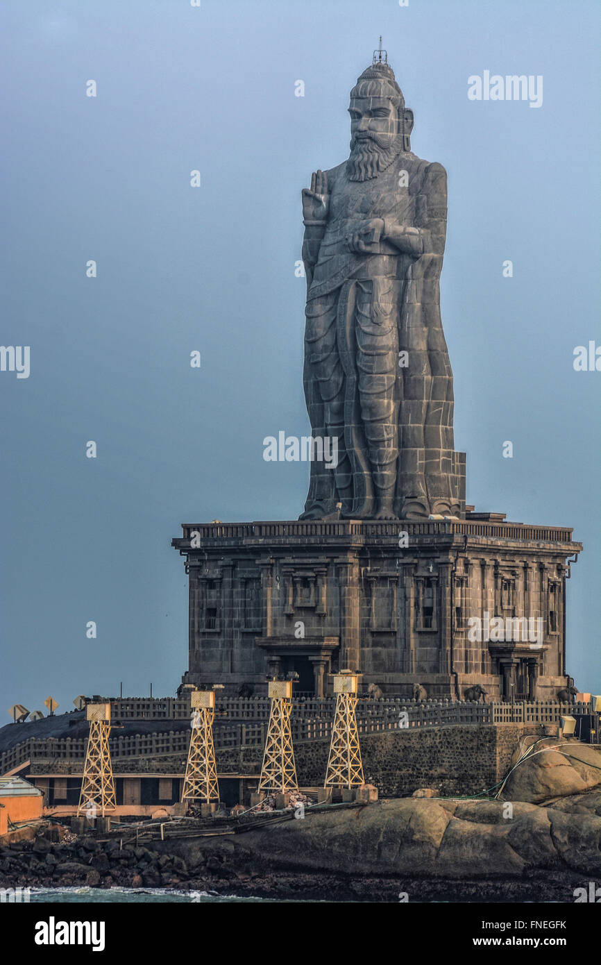 Thiruvalluvar statue kanyakumari tamilnadu india hires stock