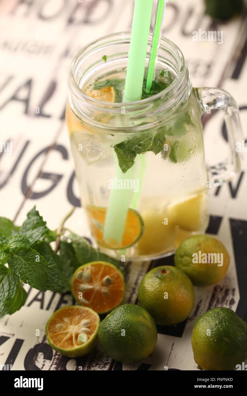 Iced lime drink hi-res stock photography and images - Alamy