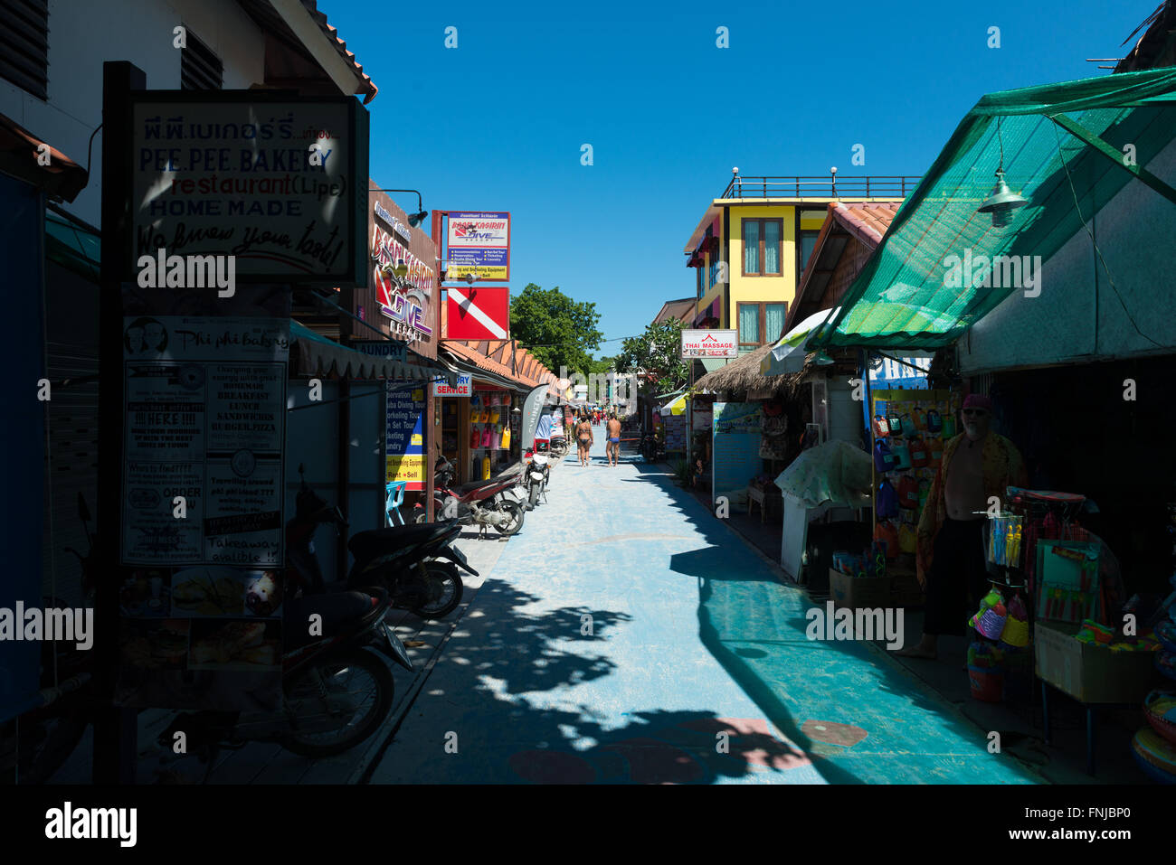 Ko Lipe Walking Street Market, Ko Lipe, Thailand Stock Photo Alamy