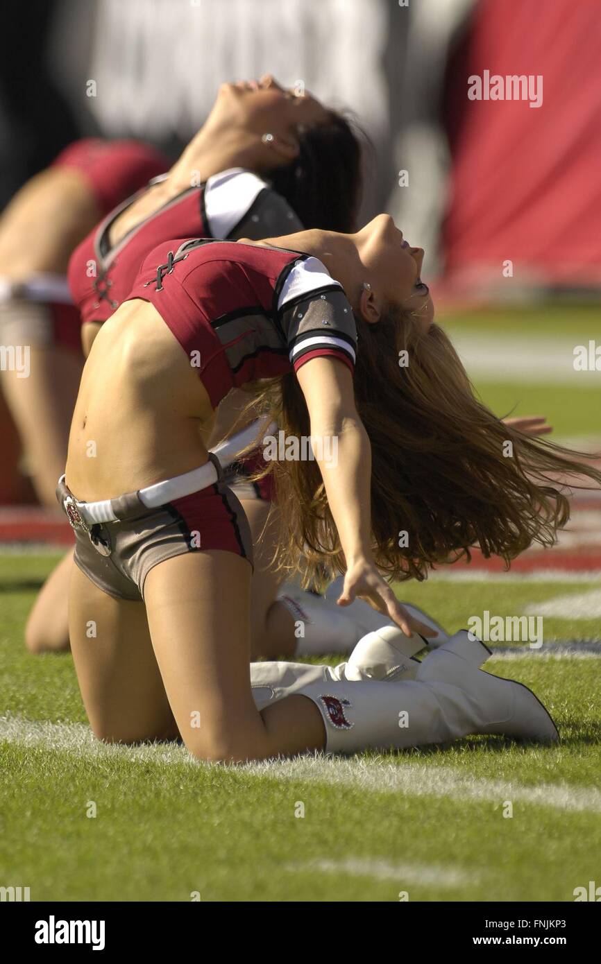 Tampa, Florida, USA. 19th Nov, 2006. Nov. 19, 2006; Tampa, FL, USA; Tampa Bay Buccaneers cheerleaders in action during the Bucs game against the Washington Redskins at Raymond James Stadium. ZUMA Press/Scott A. Miller © Scott A. Miller/ZUMA Wire/Alamy Live News Stock Photo