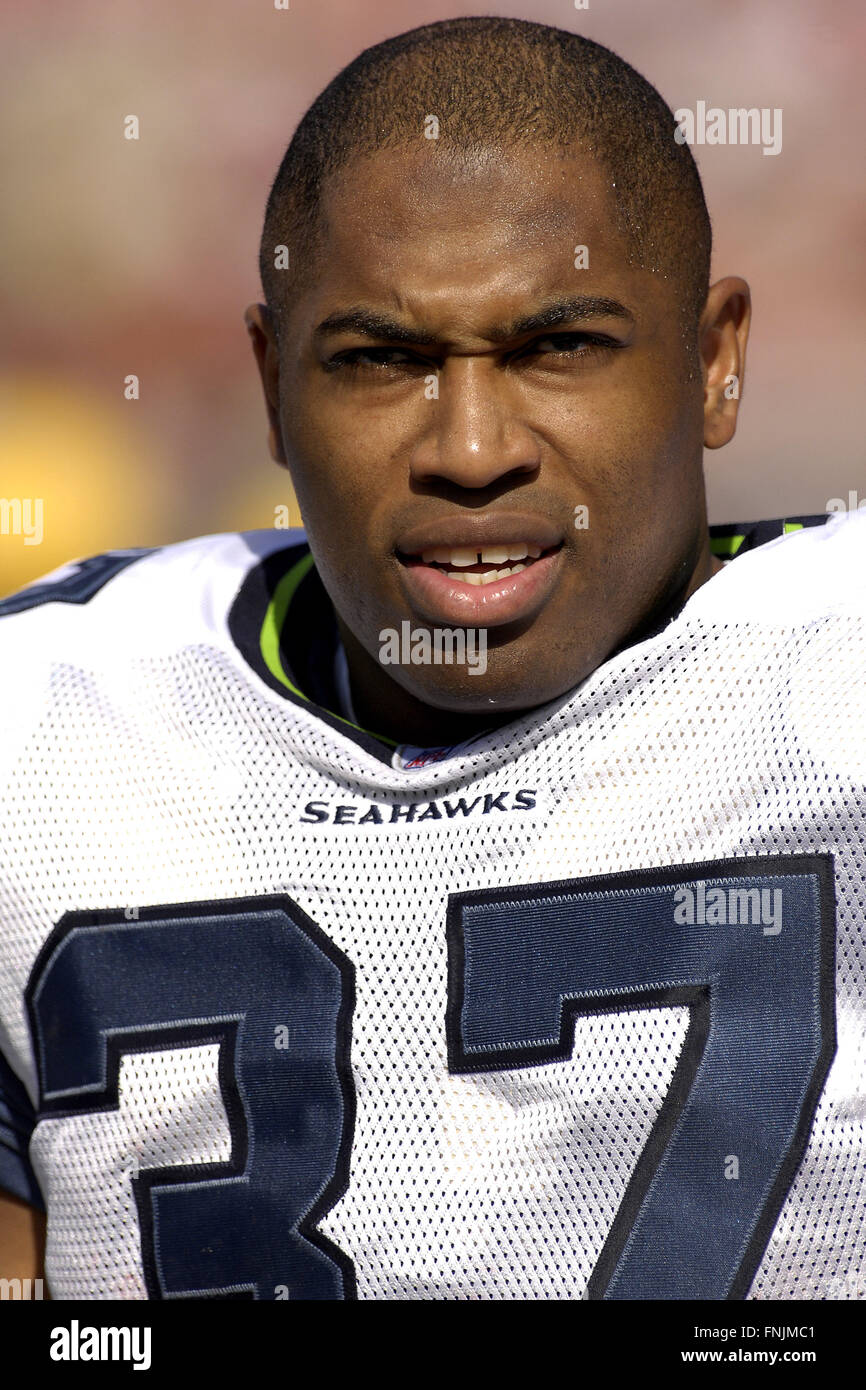 718 Runningback Shaun Alexander Photos & High Res Pictures - Getty Images