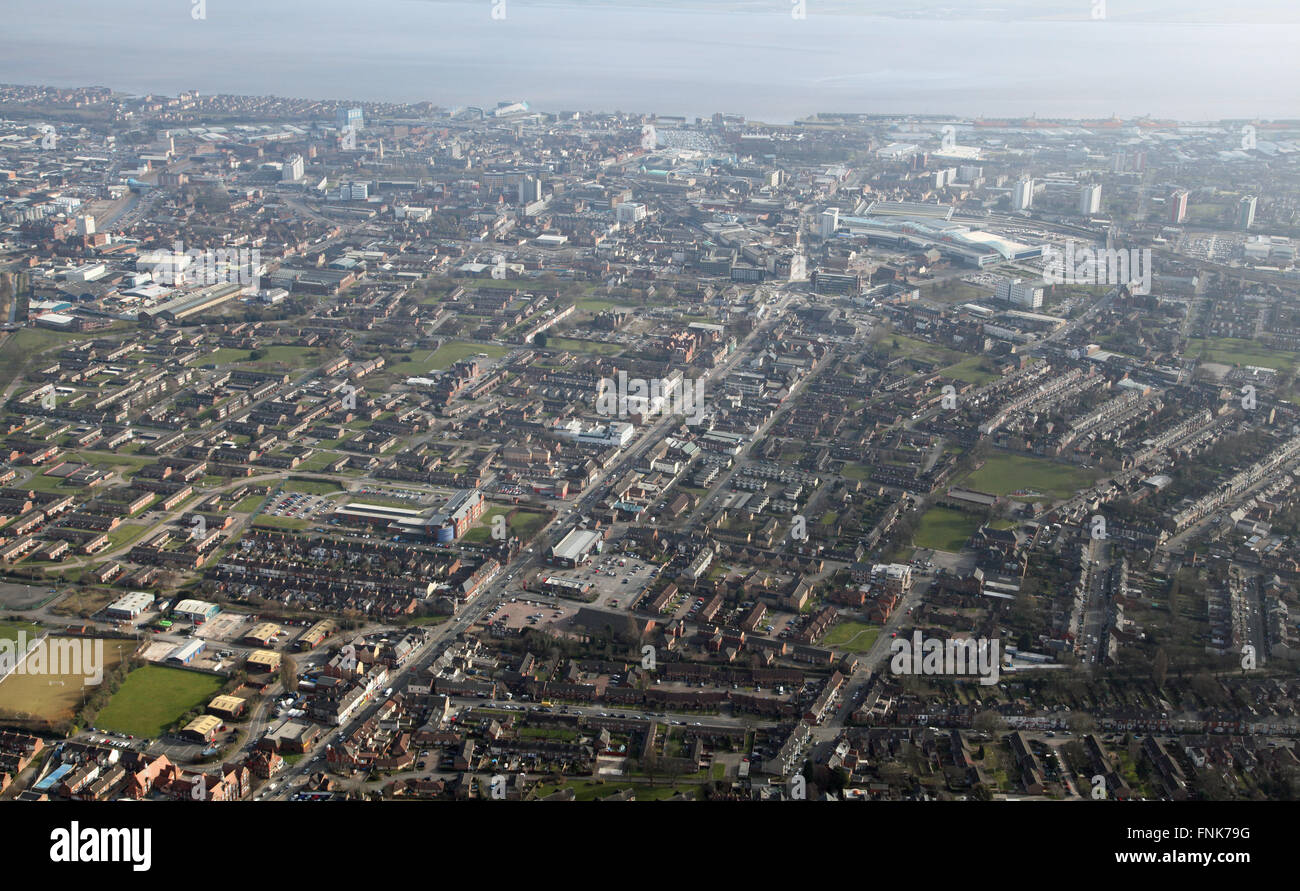 aerial view looking south down Beverley Road A1079 into Hull city