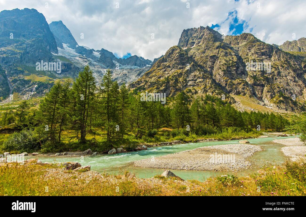 Alpine nature landscape hi-res stock photography and images - Alamy
