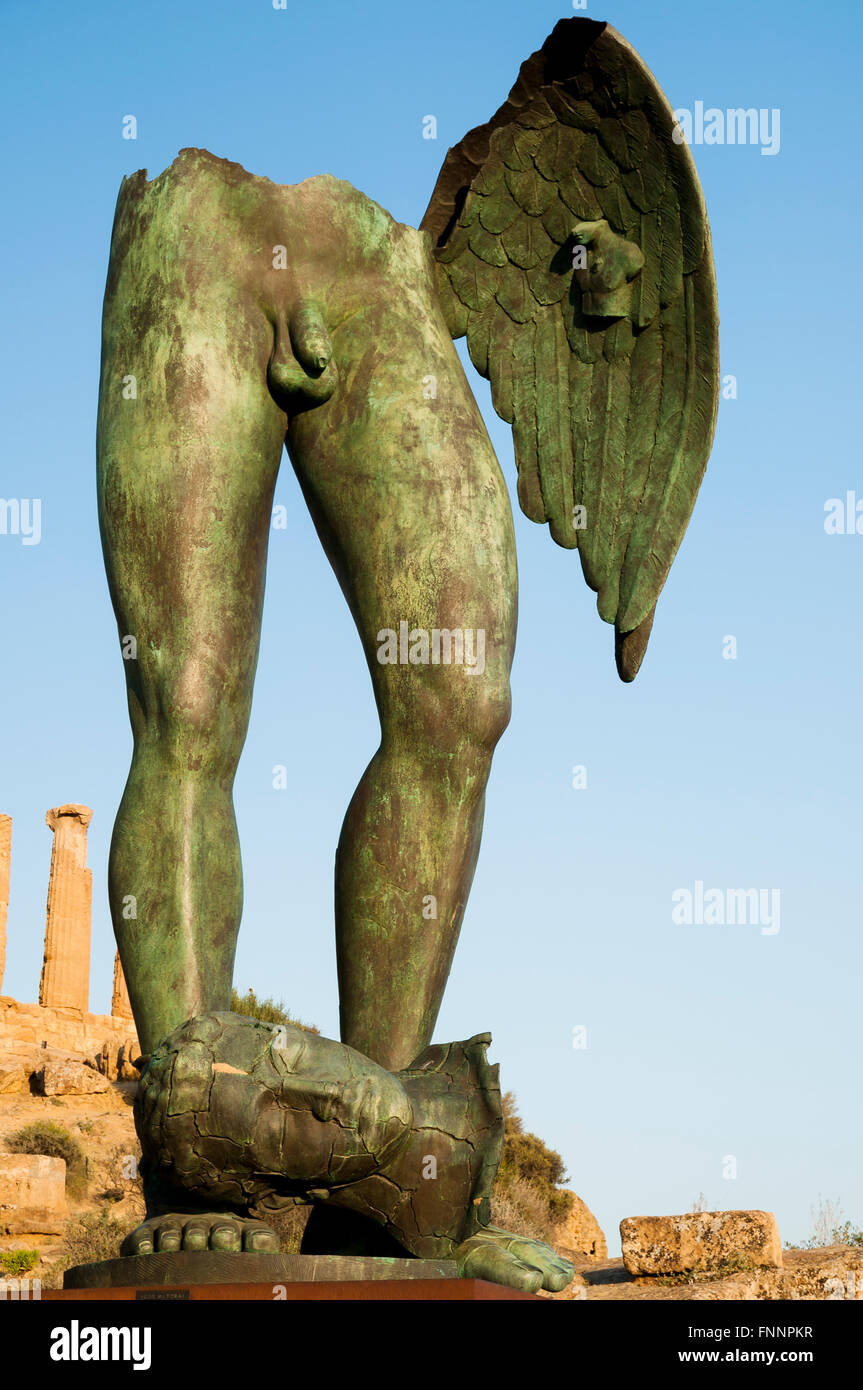 Gambe Alate Winged legs bronze statue of Igor Mitoraj, in the