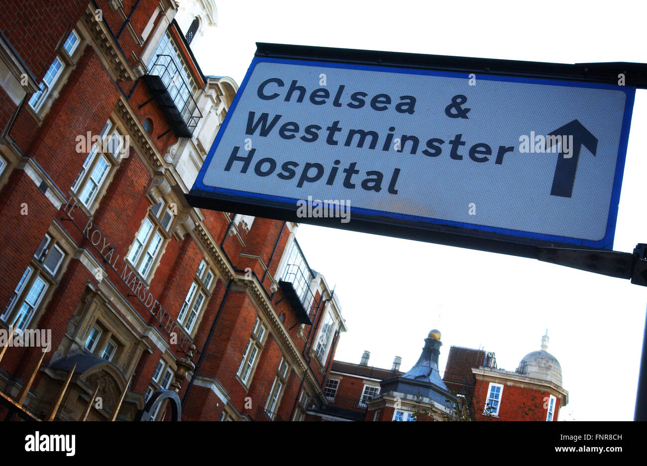 Gated entrance to the The Royal Marsden Hospital, London.   Royal Marsden Hospital is a specialist cancer treatment hospital in Stock Photo