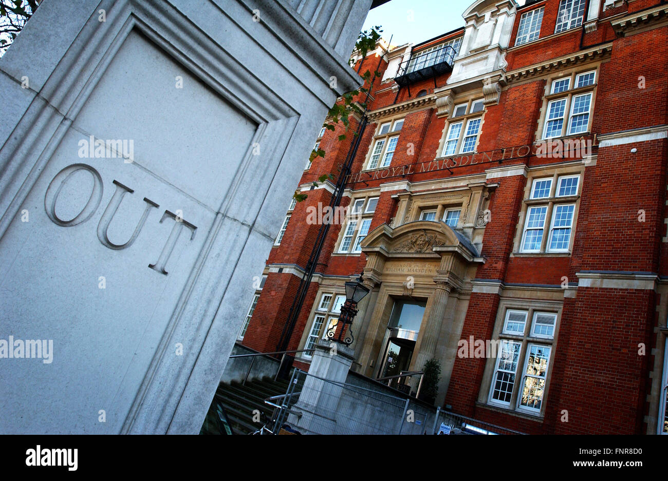 Gated entrance to the The Royal Marsden Hospital, London.   Royal Marsden Hospital is a specialist cancer treatment hospital in Stock Photo