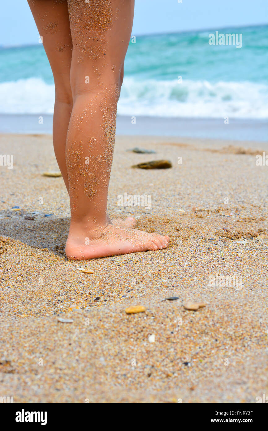 Child feet sand hi-res stock photography and images - Alamy