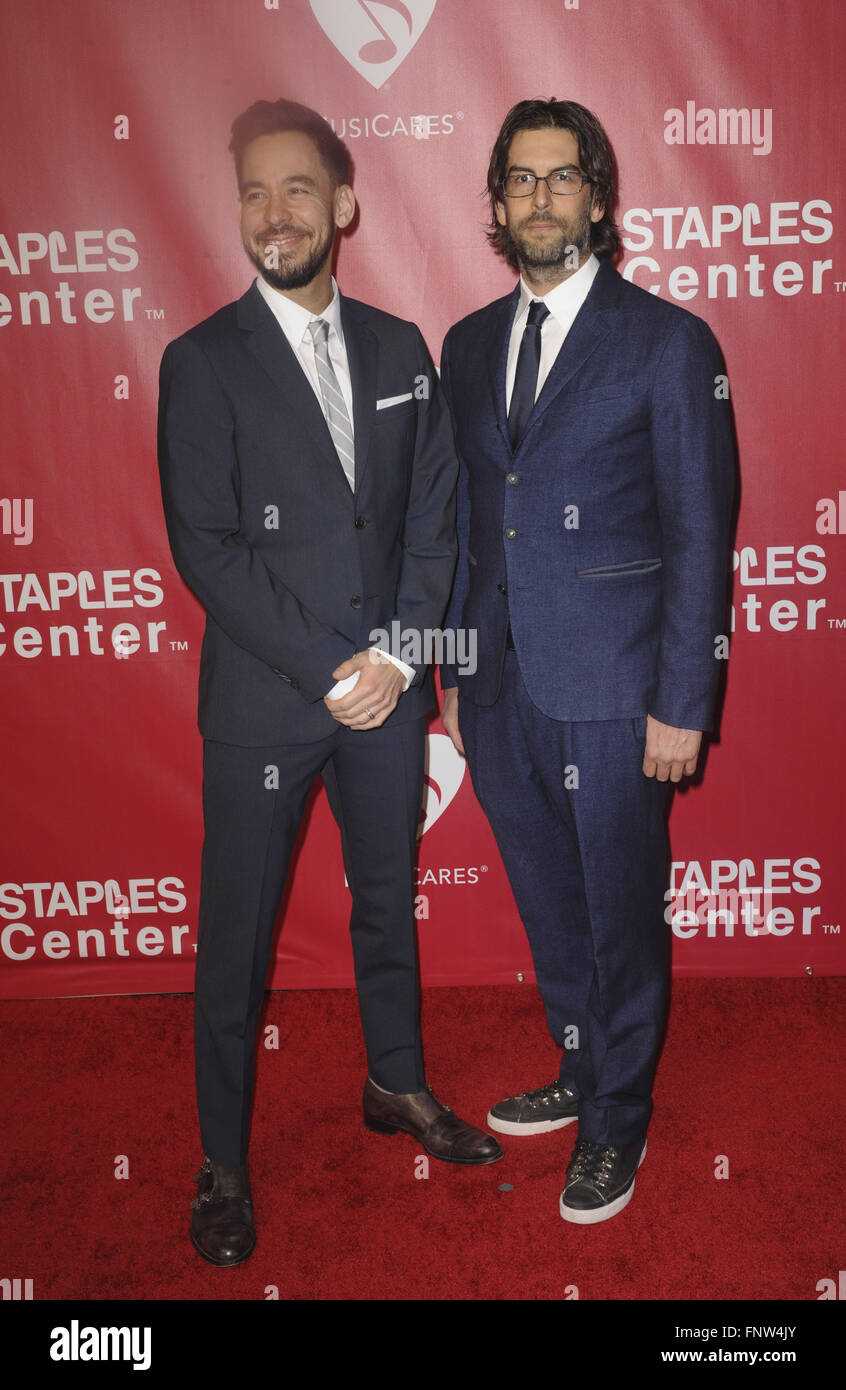 2016 MusiCares Person of the Year honoring Lionel Richie held at the Los Angeles Convention Center - Arrivals  Featuring: Mike Shinoda, Rob Bourdon Where: Los Angeles, California, United States When: 13 Feb 2016 Stock Photo
