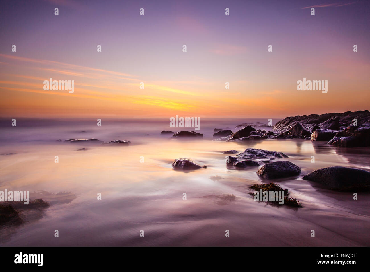 Long exposure beautiful seascape hi-res stock photography and images ...
