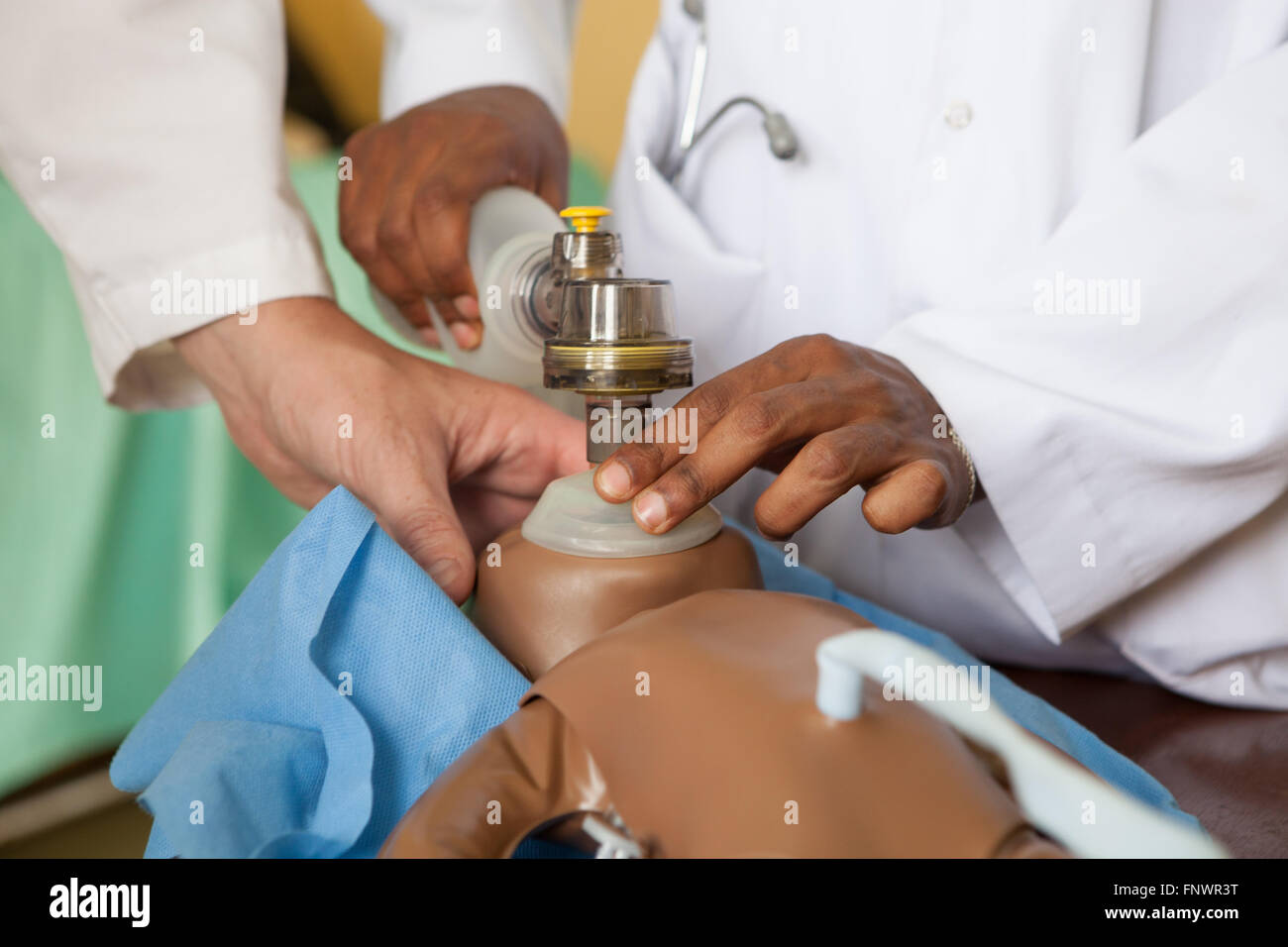 Neonatal resuscitation hi-res stock photography and images - Alamy Neonatal resuscitation hi-res stock photography and images - Alamy
