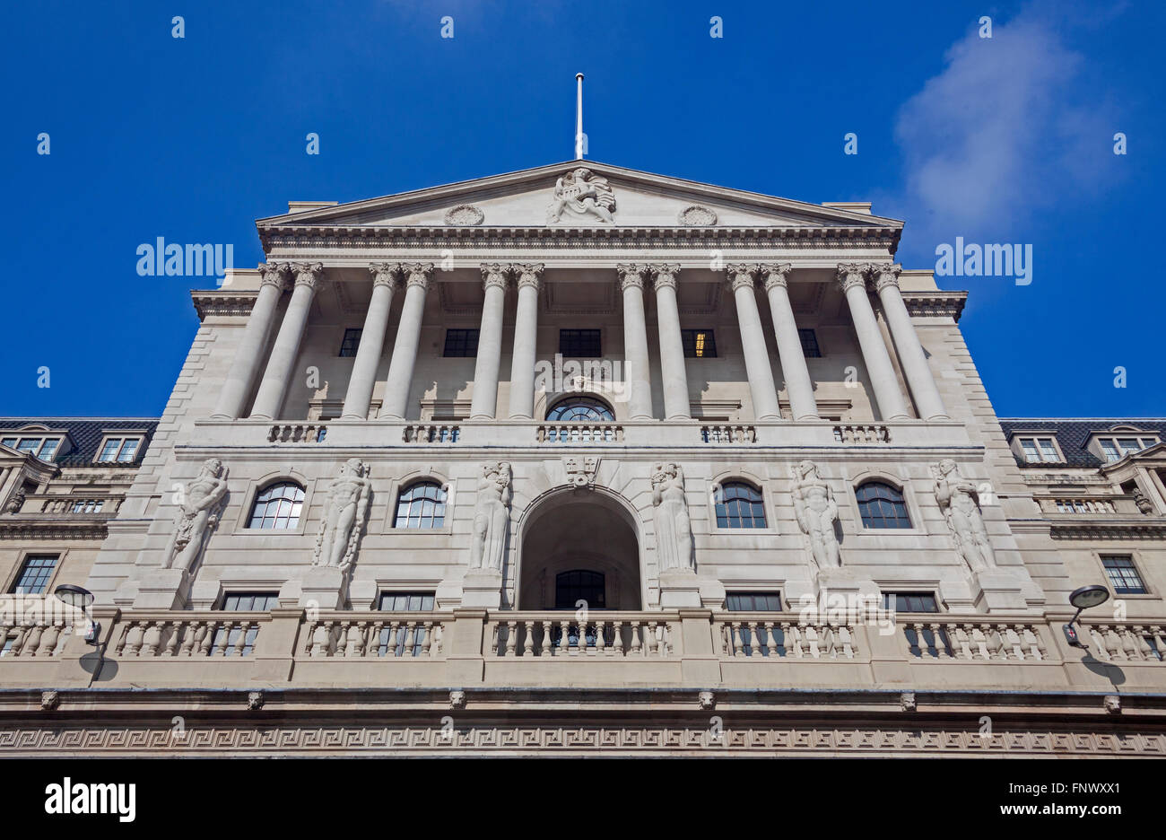 Old lady of threadneedle street hi-res stock photography and images - Alamy