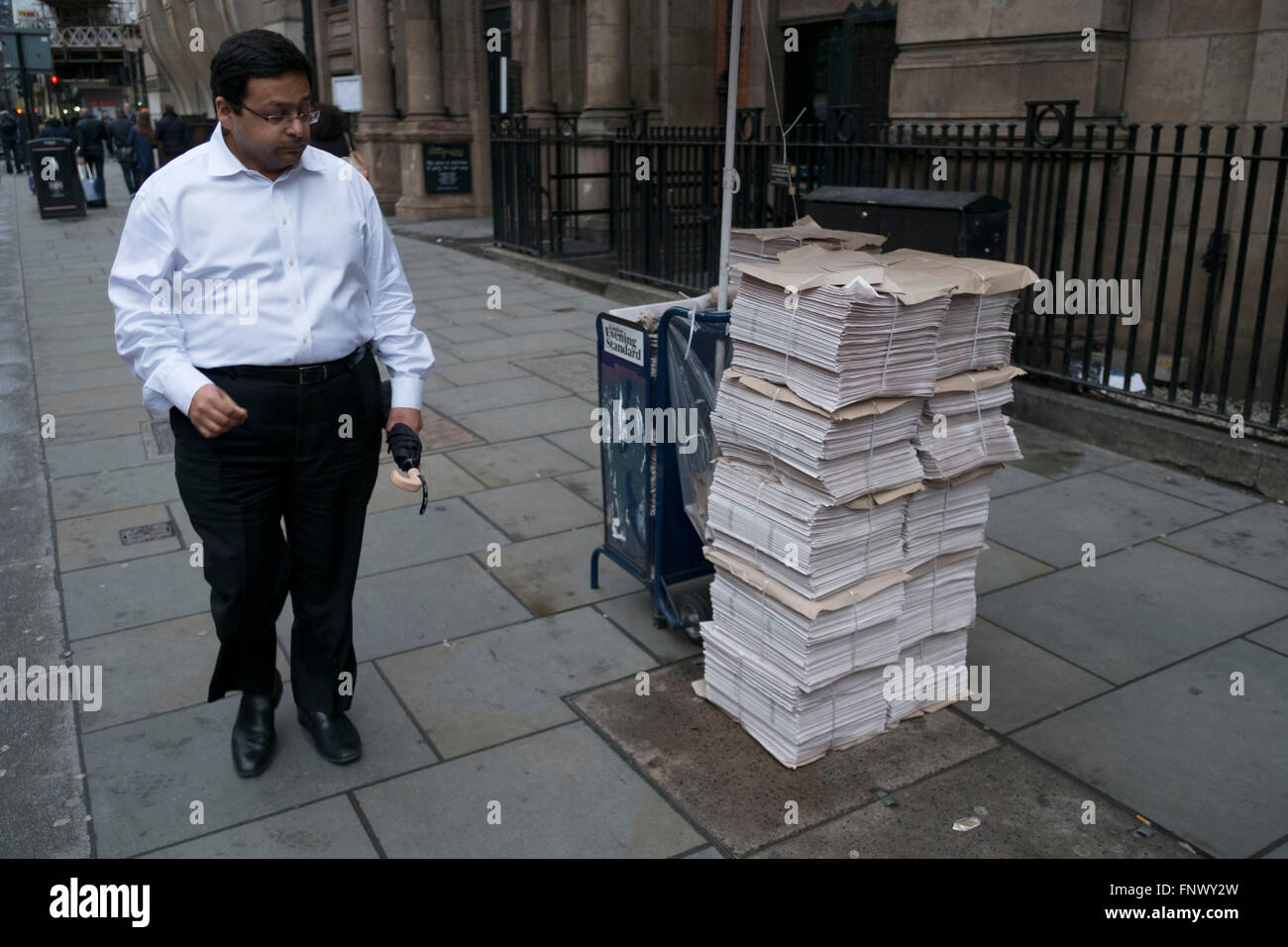 City london evening standard newspaper hires stock photography and