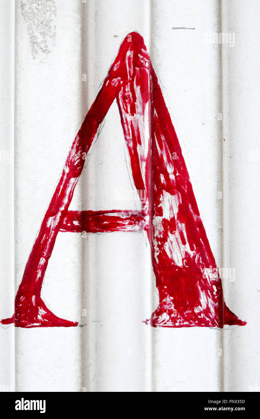 Letter signage hi-res stock photography and images - Alamy