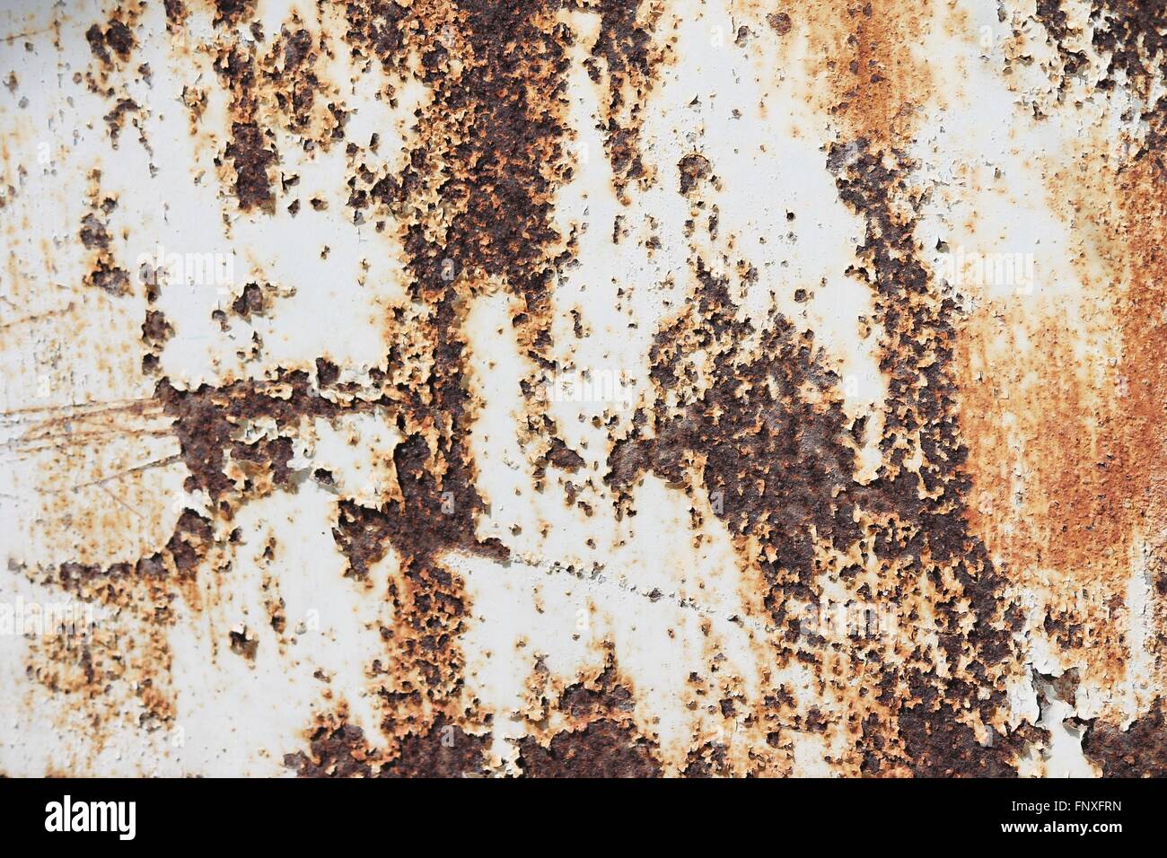 rusty rust metal background with white peeling paint Stock Photo - Alamy