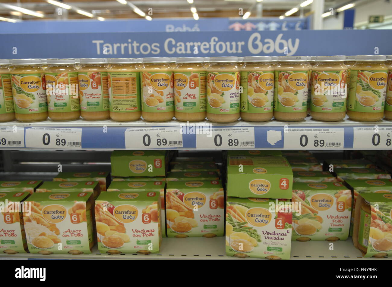 Carrefour baby hi-res stock photography and images - Alamy