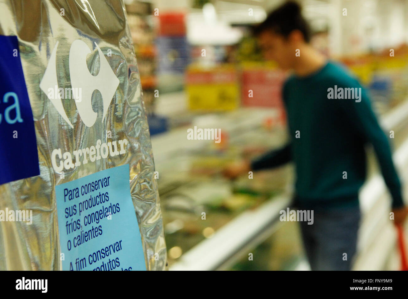 Frozen food bag hi-res stock photography and images - Alamy