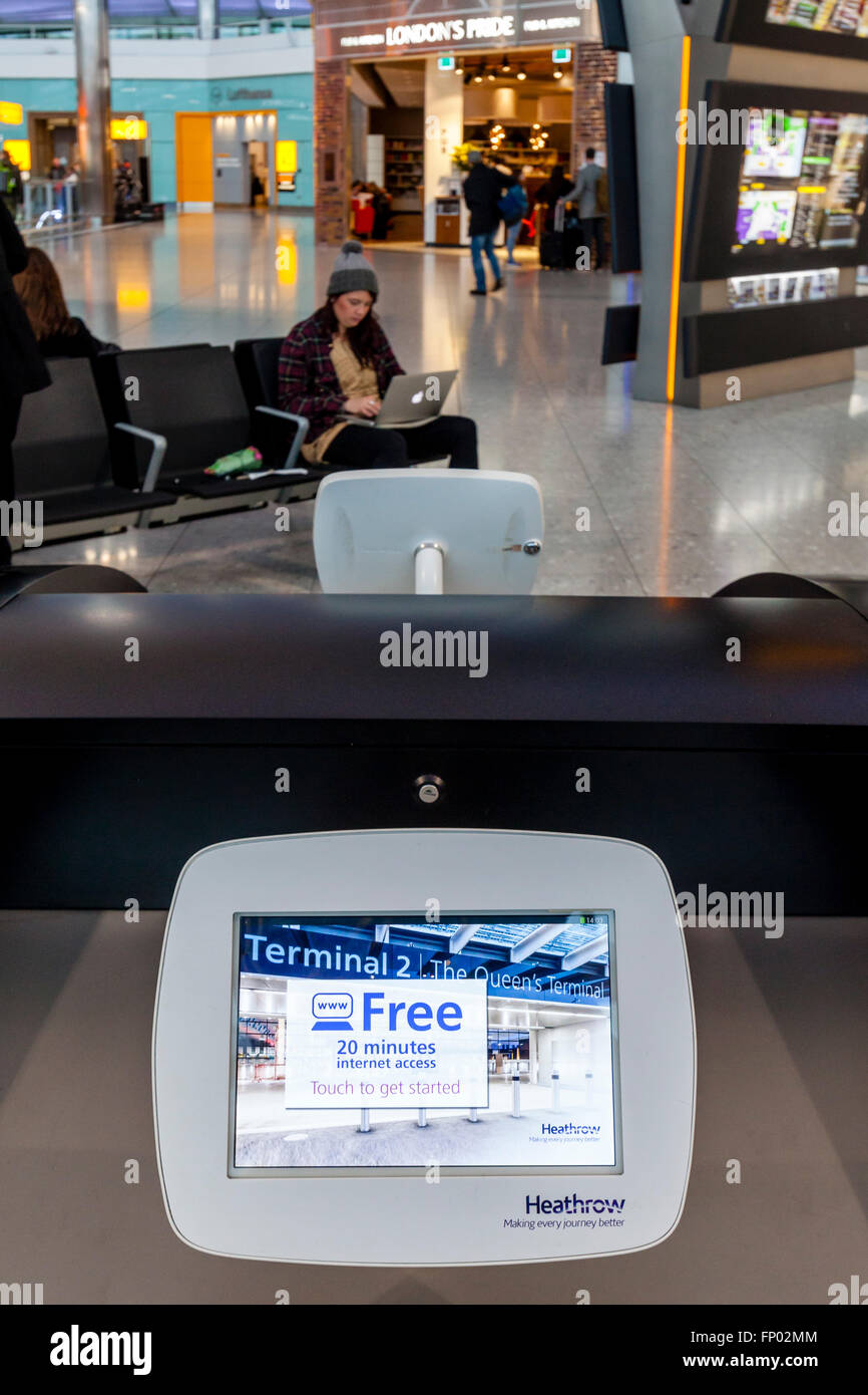 Point, Heathrow Airport (Terminal 2) London, England Stock