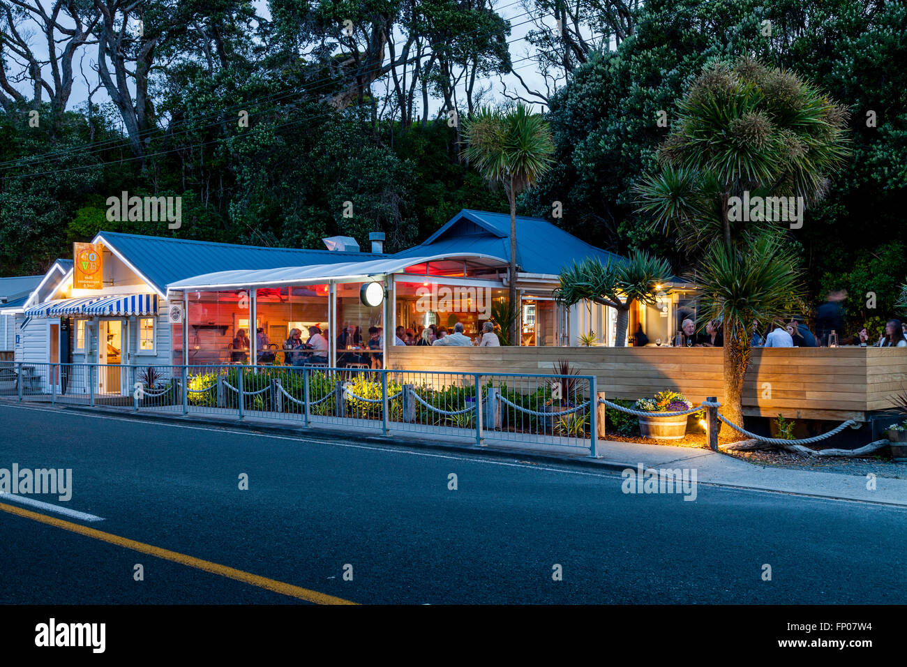 The Cove Cafe/Restaurant, Waipu Cove, Waipu, North Island, New Zealand  Stock Photo - Alamy