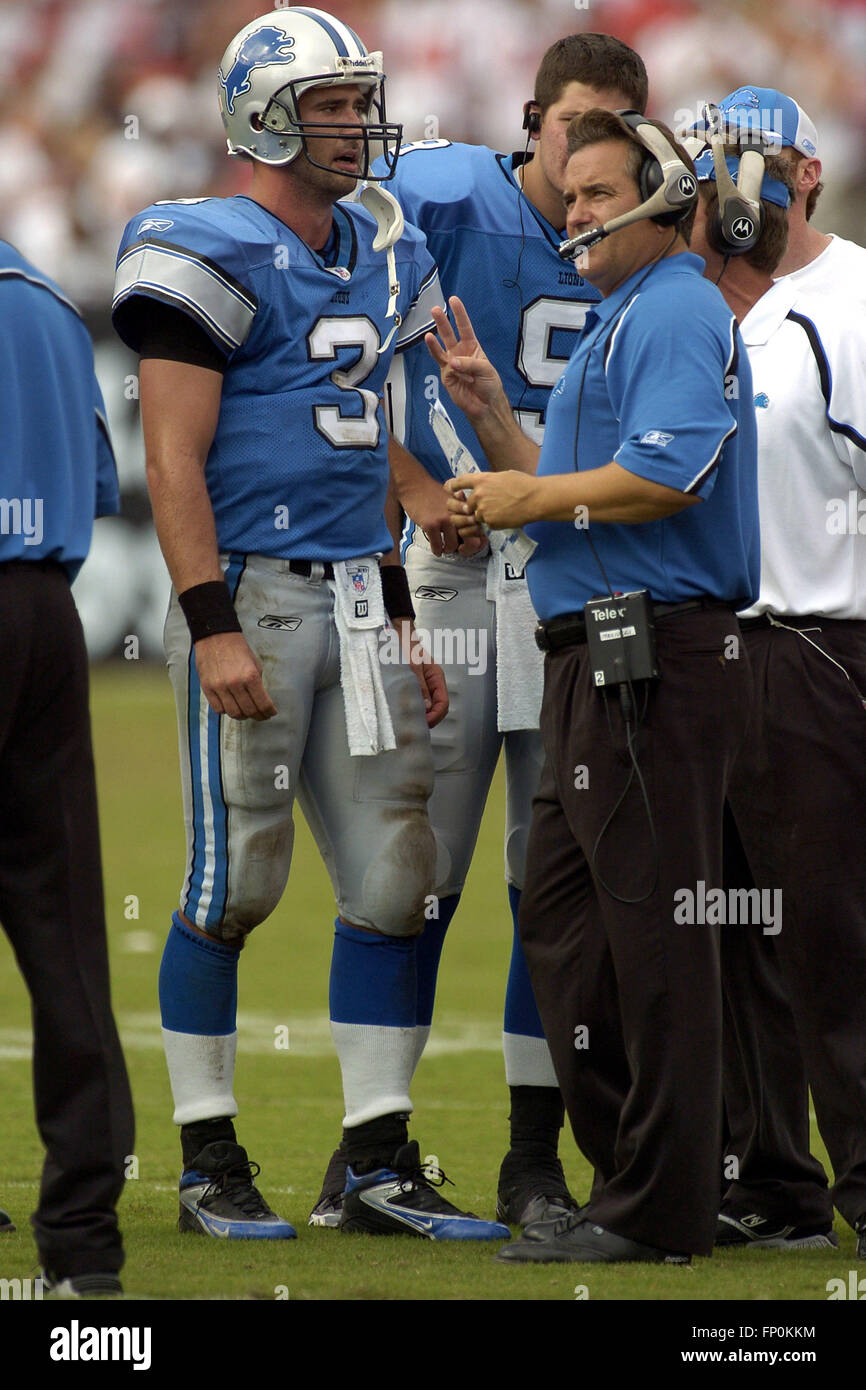 Tampa, Florida, USA. 2nd Oct, 2005. Oct. 5, 2005; Tampa, FL, USA; Detroit Lions coach Steve Mariucci talks with quarterback #3 Joey Harrington during the fourth quarter of the the Lions game against the Tampa Bay Buccaneers at Raymond James Stadium. The Bucs won the game 17-13. © Scott A. Miller/ZUMA Wire/Alamy Live News Stock Photo