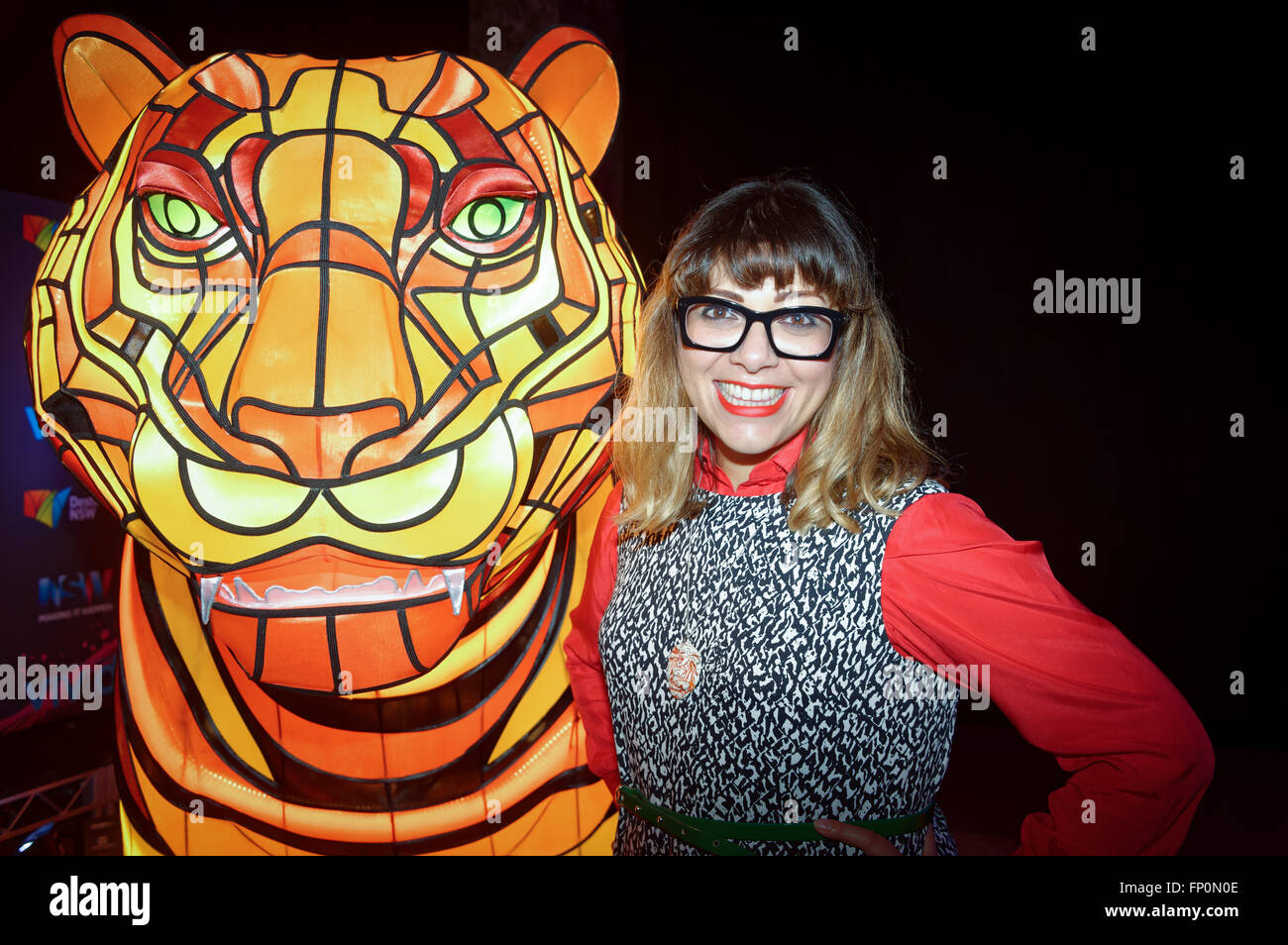 Giant tiger lamps deals