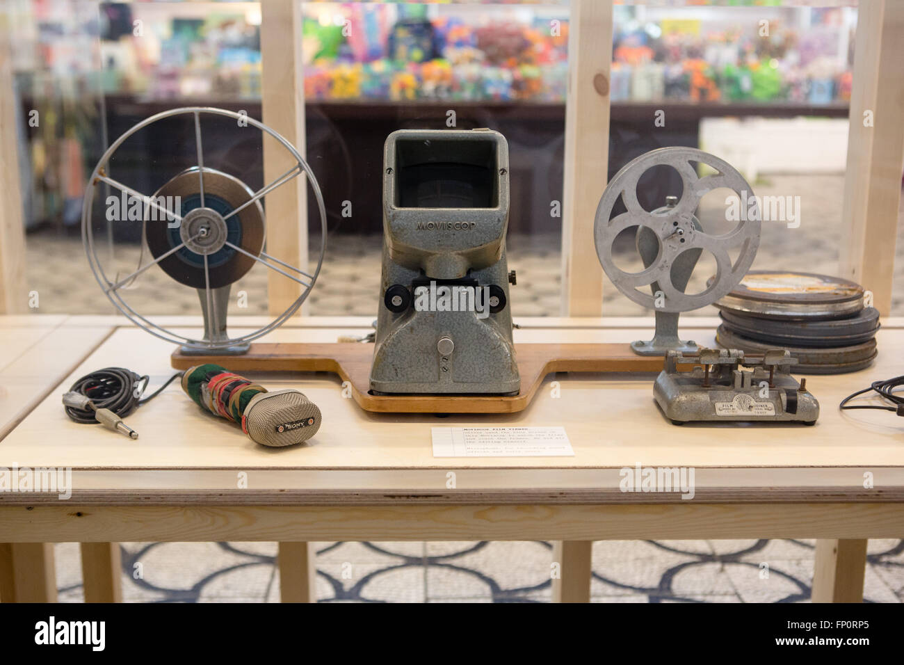 London, UK. 17th March 2016. Moviscop film viewer seen on display during a press view of 'The Clangers, Bagpuss & Co.' at the V&A Museum of Childhood in Bethnal Green, London.  The free exhibition runs from 19 March to 9 October 2016 Credit:  London pix/Alamy Live News Stock Photo