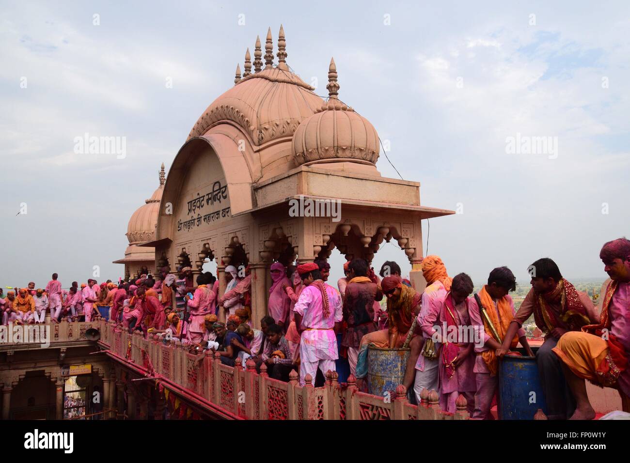 Mathura, Uttar Pradesh, India. 17th Mar, 2016. Mathura: Devotee of Barsana at Radhe Rani Temple, Barsana in Mathura on 17-03-2016. photo by prabhat kumar verma Credit:  Prabhat Kumar Verma/ZUMA Wire/Alamy Live News Stock Photo