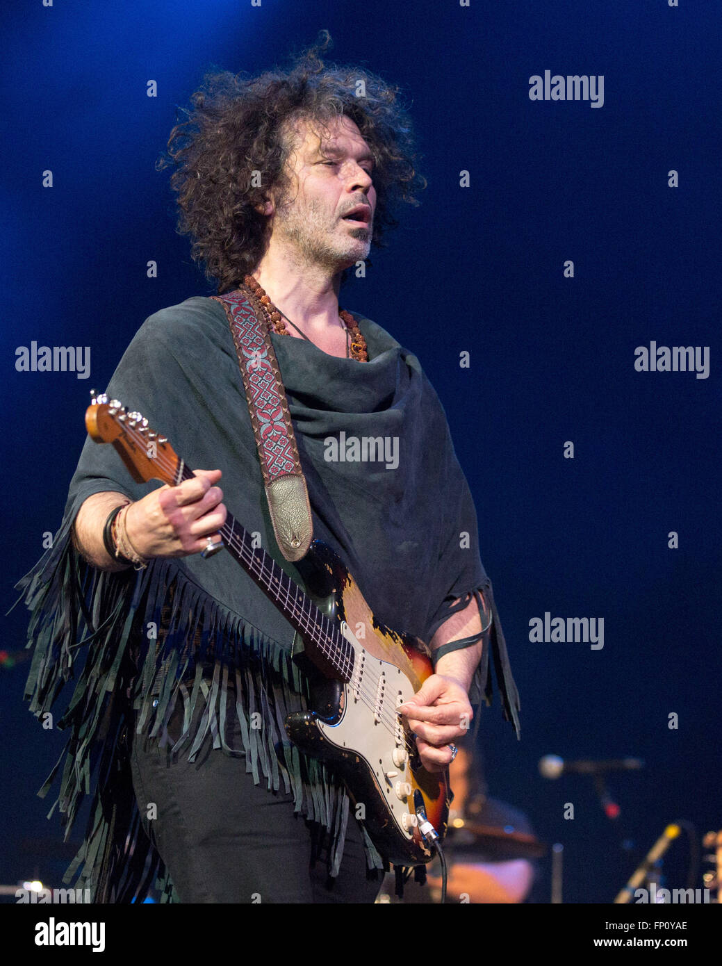 Guitarist doyle bramhall ii performs hi-res stock photography and