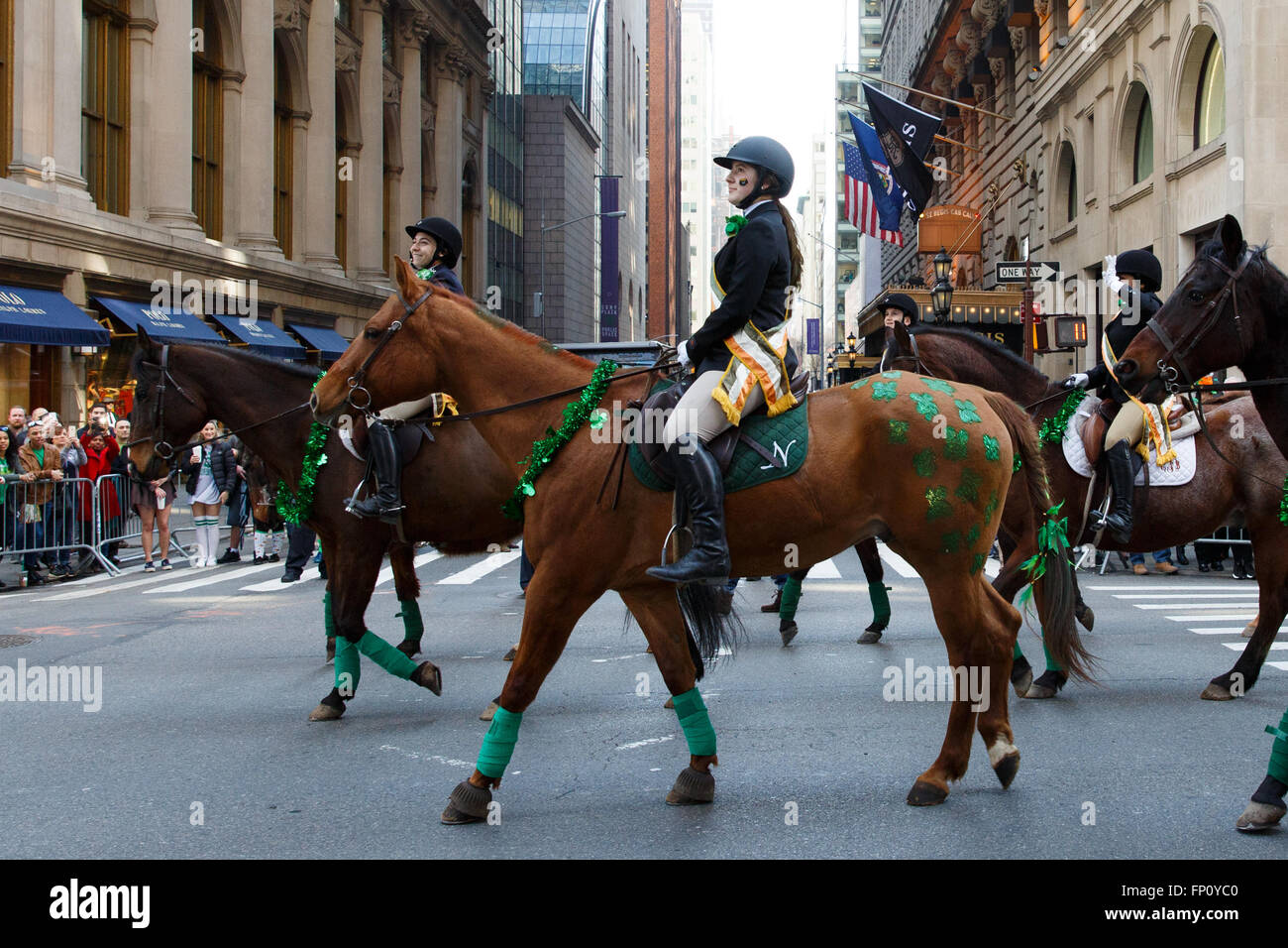 st patricks day new york parade 5 avenue