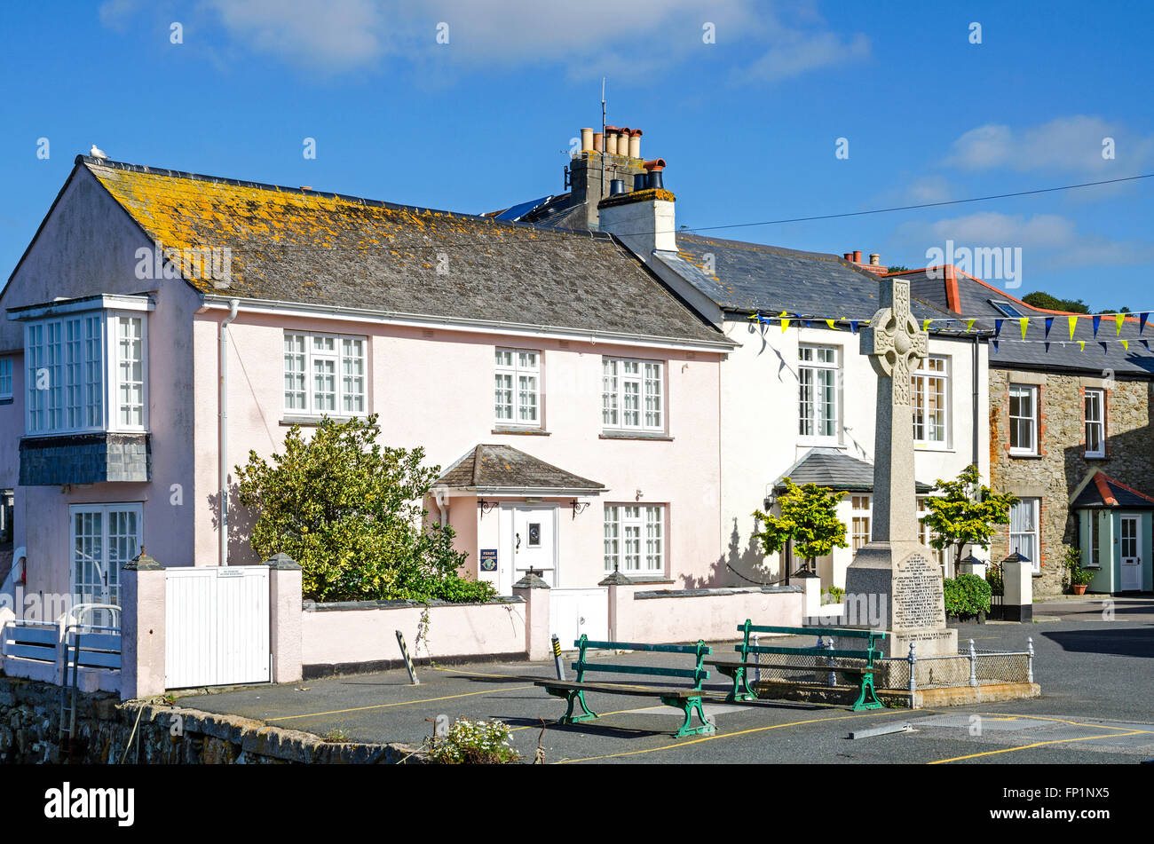 Village square at Flushing near Penryn in Cornwall, UK Stock Photo Alamy