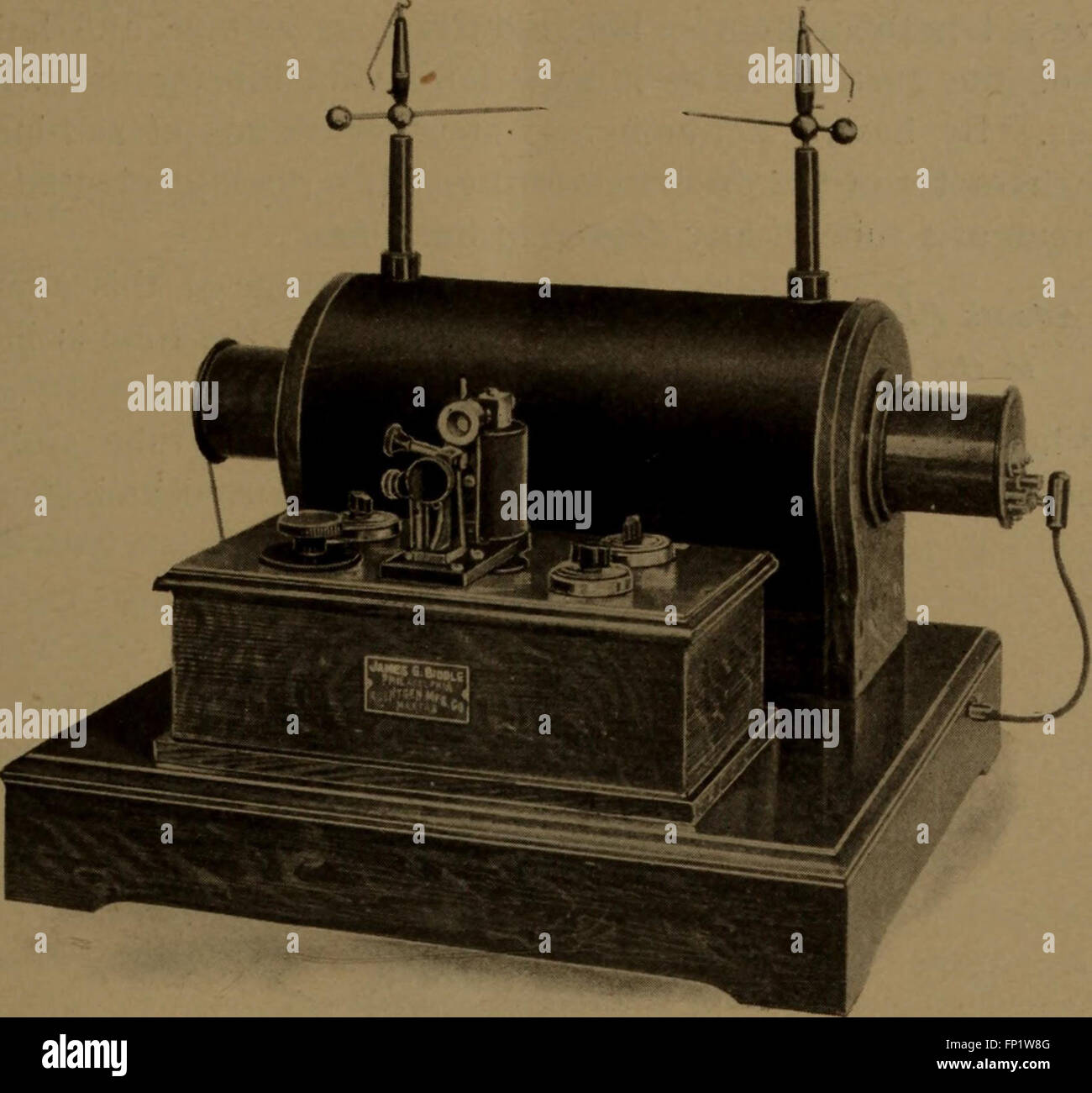 Roentgen induction coils and other Xray apparatus (1904 Stock Photo