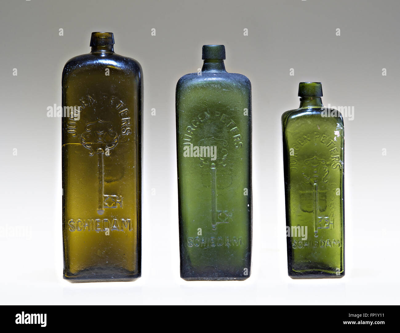 Case Gins Bottle Stock Photo Alamy